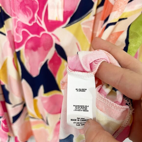 NEW Juniper + Lime Watercolor Floral Print Long Sleeve Blouse Roll Tab Size 2X - Picture 5 of 7